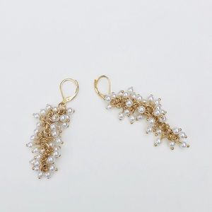 Cluster faux pearl earrings